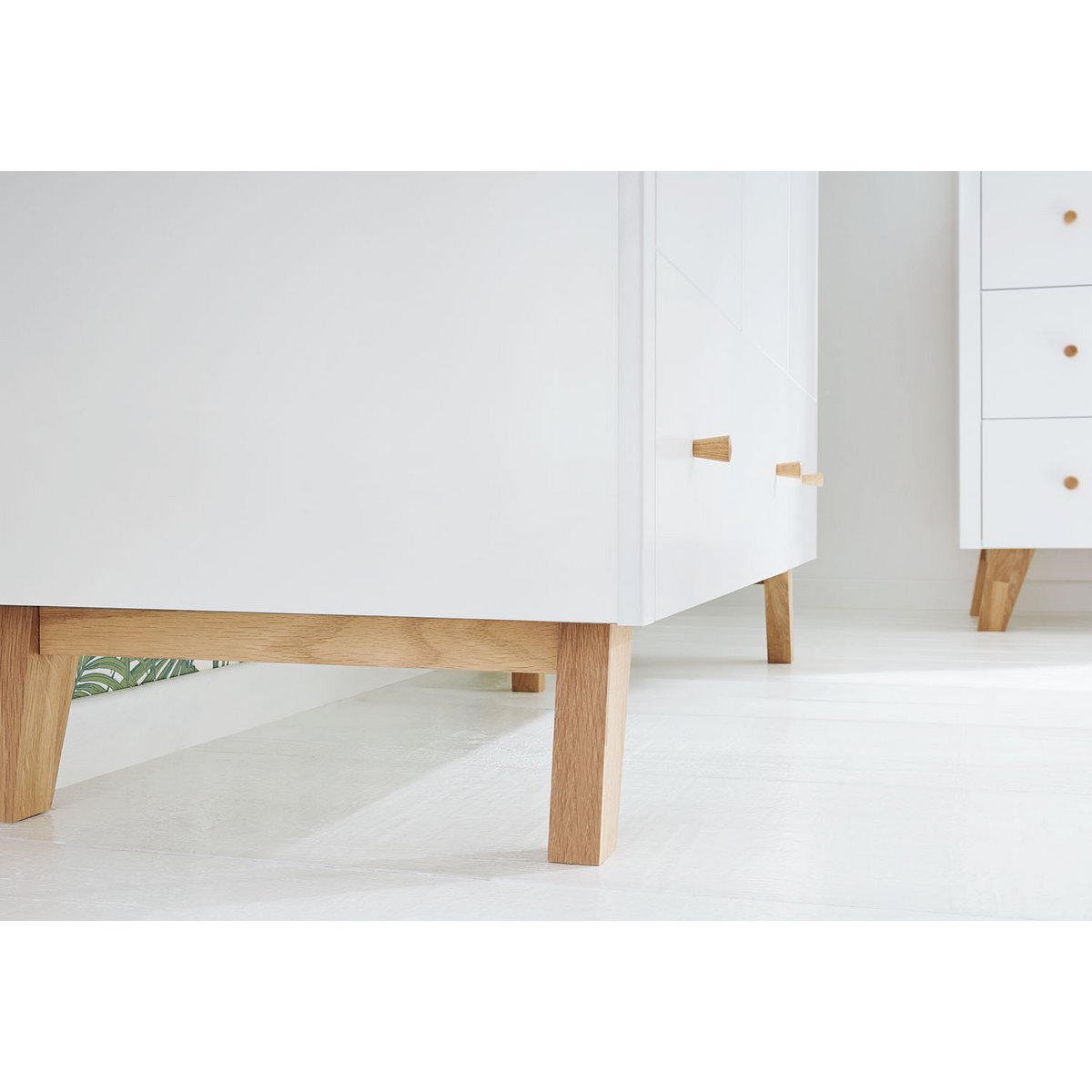 Startset 'Pan' breed
2 delen: ledikant, brede commode