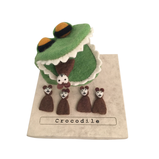 Crocodile/ 5 cheeky monkeys